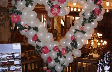 Exif_JPEG_PICTURE Ballondekoration für eine Hochzeit